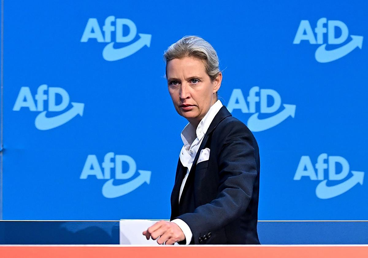 El partido de antiinmigraciónha celebrado el hecho de no tener que desalojar el edificio de inmediato y ha tachado el procedimiento de «político»