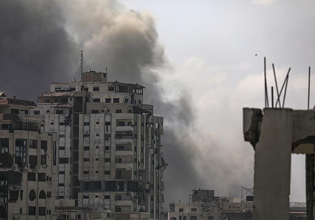 Imagen de un ataque israelí sobre la ciudad de Gaza.