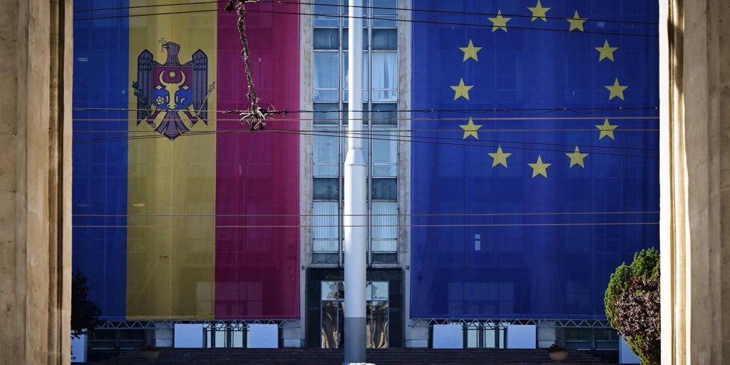 Alivio en Bruselas por la victoria proeuropea en Moldavia: «Eligieron democracia frente a la presión rusa»