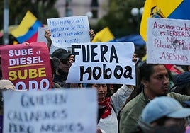Un manifestante indígena muerto y 12 militares heridos en una jornada violenta de paro nacional en Ecuador