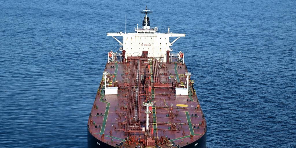 Francia aborda frente a sus costas a un petrolero ruso sospechoso de lanzar drones a Dinamarca