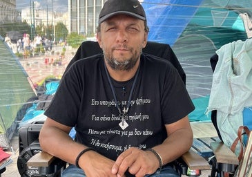 El padre que desafía a la Justicia griega tras perder a su hijo en tragedia de Tempe: «Llegaré hasta el final»