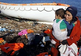 Alemania apuesta por endurecer las repatriaciones y abre el empleo a los refugiados