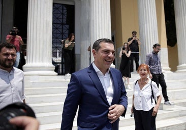 Alexis Tsipras renuncia a su escaño y deja abierta la posibilidad de formar un nuevo partido
