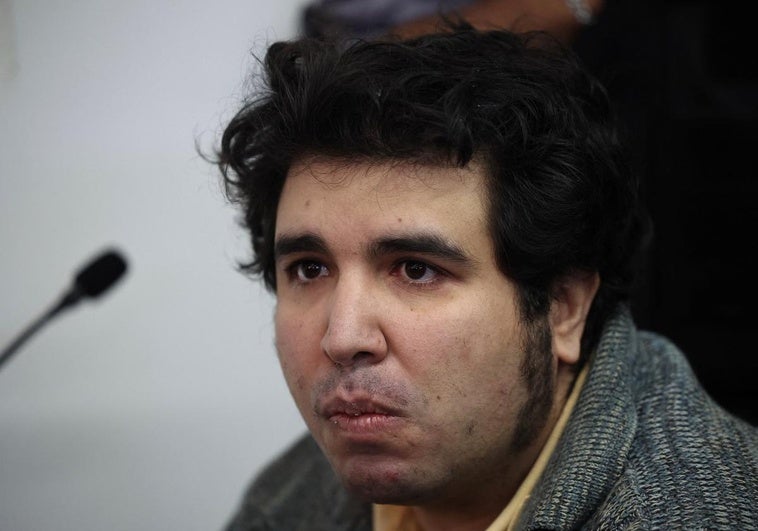 Court sentences Kirchner attacker, accomplice