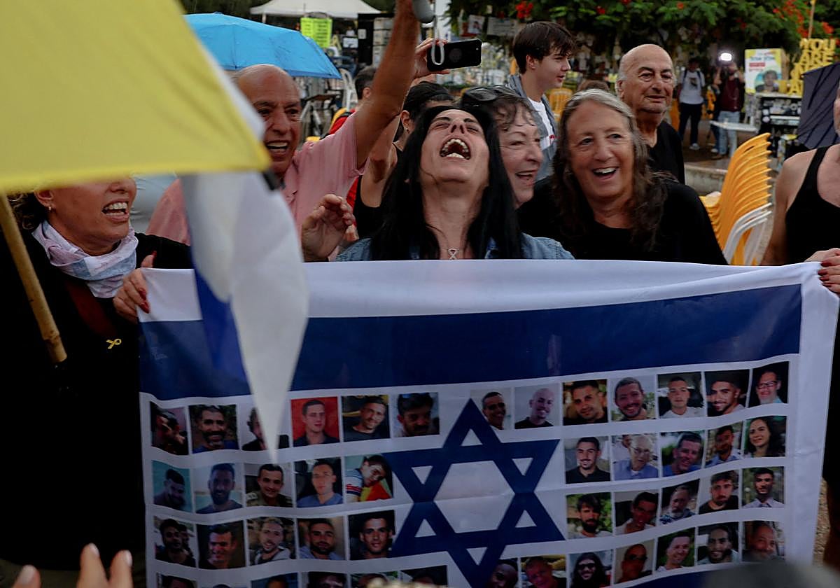 Familiares de los rehenes celebran el acuerdo