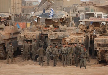 Israel emprende el repliegue de sus tropas y los gazatíes regresan a una Ciudad de Gaza arrasada