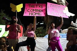 Israel y el vicepresidente de EE.UU. aseguran estar «listos para una recepción inmediata» de los rehenes