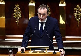 Los socialistas franceses salvan al Gobierno de Lecornu tras su propuesta de suspender la reforma de las pensiones