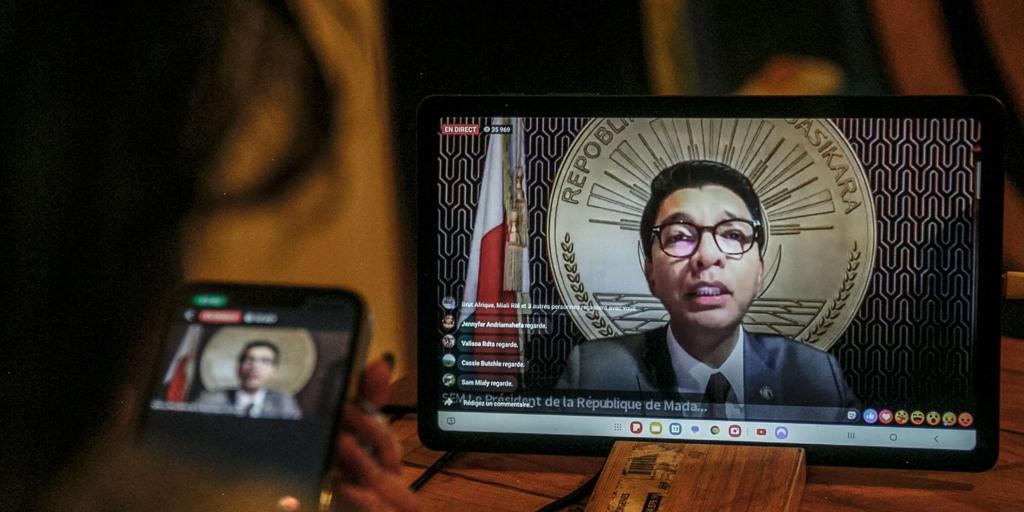 Andry Nirina Rajoelina, el presidente a la fuga tras las protestas juveniles y el golpe 'suave' de los militares
