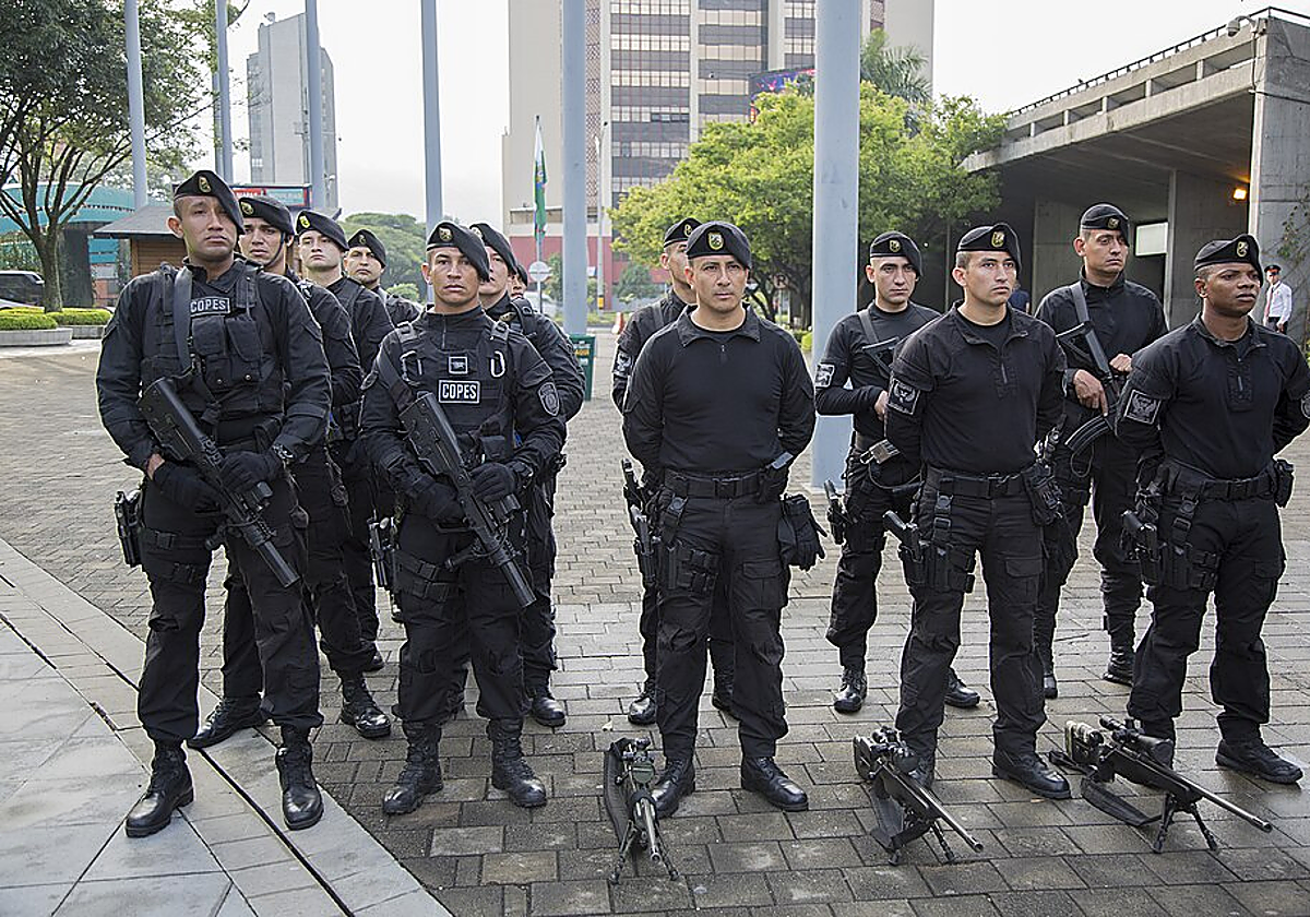 Grupo COPES Policía de Colombia en una foto de archivo de 2019