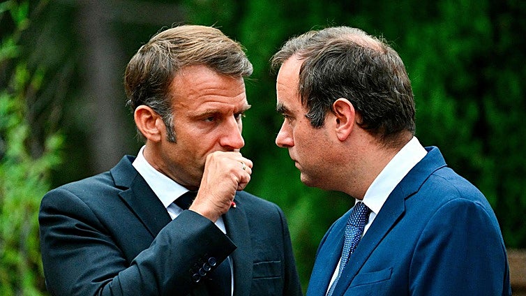 Macron y Lecornu esperan salvarse de las mociones de censura en Francia con la ayuda de los socialistas