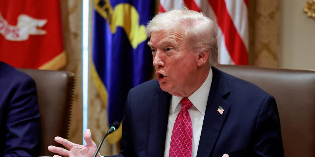 Trump dice que España debe ser reprendida y anima a los europeos a hacerlo