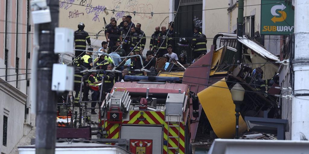 Dimite el presidente de la empresa que opera el funicular de Lisboa tras el accidente que dejó 16 muertos