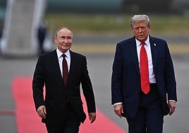 El Kremlin asegura que la reunión entre Putin y Trump sigue en pie a pesar de la negativa de Estados Unidos