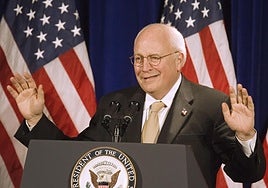 Muere Dick Cheney, vicepresidente de Estados Unidos con Bush, a los 84 años