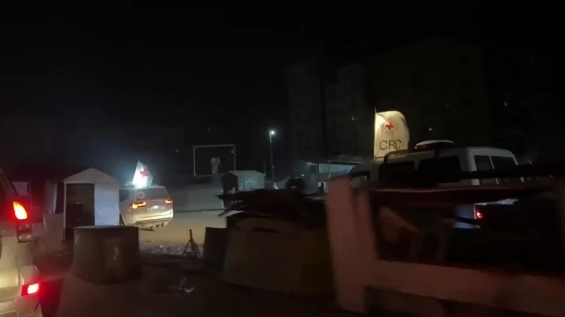 Hamás entrega a la Cruz Roja el ataúd con el cuerpo de otro supuesto rehén