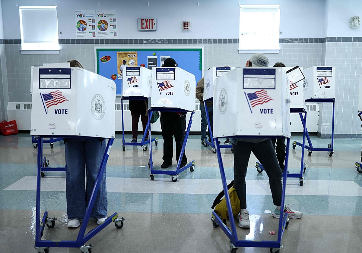 Nueva York sale a votar: «Voy con Mamdani porque ya es imposible vivir aquí, es demasiado caro»