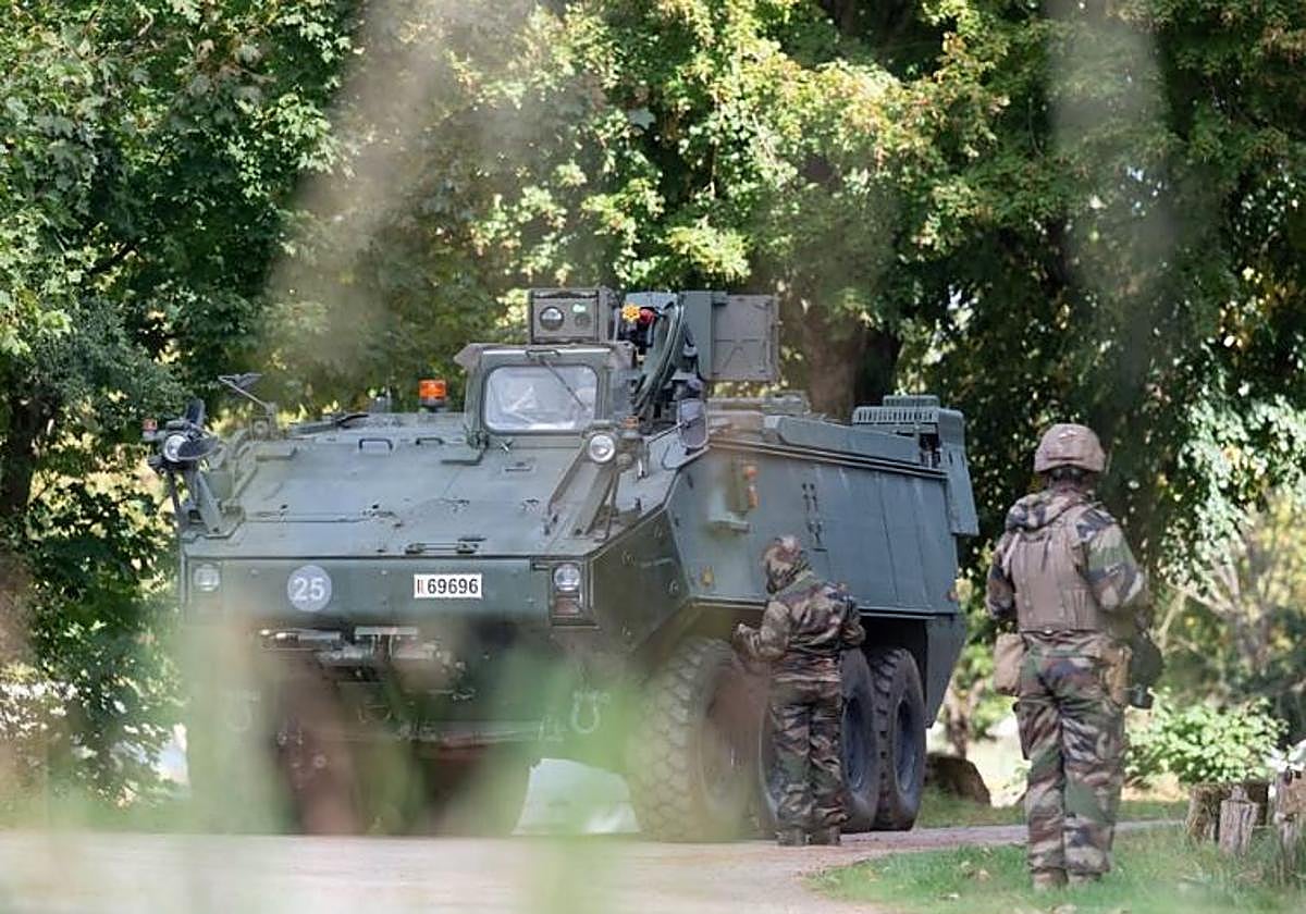 [Imagen: MiliBelga-kaNE-U701914433256zGD-1200x840@diario_abc.JPG]