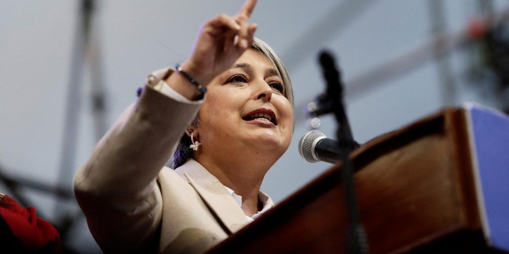 La  candidata oficialista a la Presidencia de Chile se abre a suspender su militancia comunista si gana