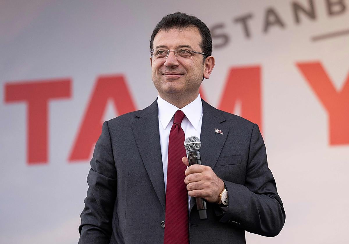 Ekrem Imamoglu, alcalde de Estambul destituido, en marzo de 2024