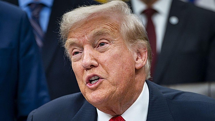 «Nunca cederemos a la extorsión»: Trump celebra el fin del cierre gubernamental y la victoria sobre los demócratas