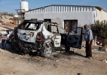 Colonos radicales desafían a los mandos militares con la quema de una mezquita en Cisjordania