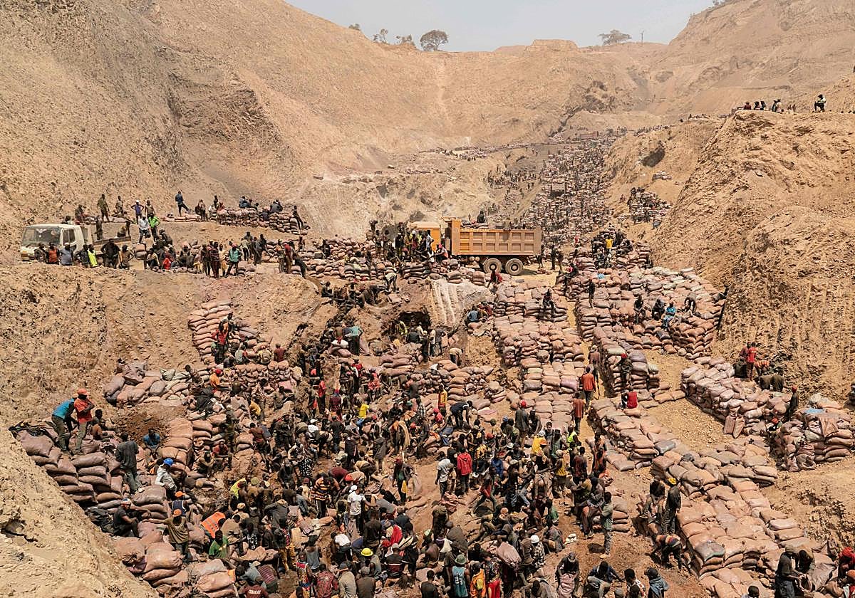 Vista general de mineros artesanales en el Congo. (Archivo)