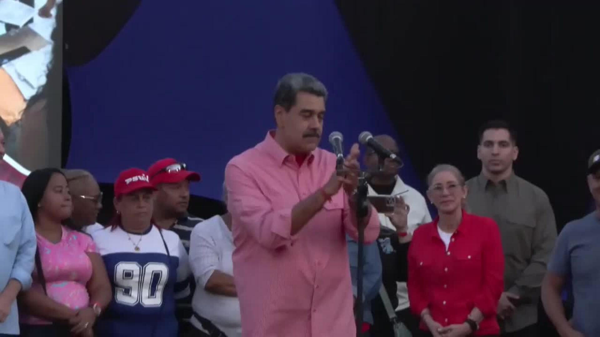 Nicolás Maduro canta &#039;Imagine&#039; de John Lennon en medio de las tensiones con Estados Unidos