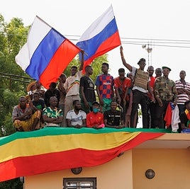 La sombra de Rusia planea sobre la inmigración subsahariana