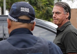 Bolsonaro asegura que manipuló la tobillera por «alucinaciones»  por los medicamentos psiquiátricos