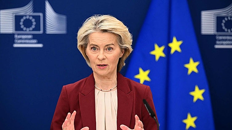 La UE adelanta el fin de las compras de gas ruso al otoño de 2027