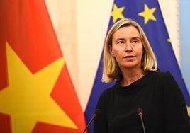 Federica Mogherini fue liberada tras diez horas de detención