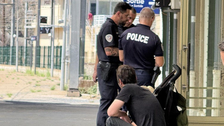 Un sacristán de la Catedral de Orleans denuncia amenazas de muerte tras ser intimidado con un cuchillo en la garganta