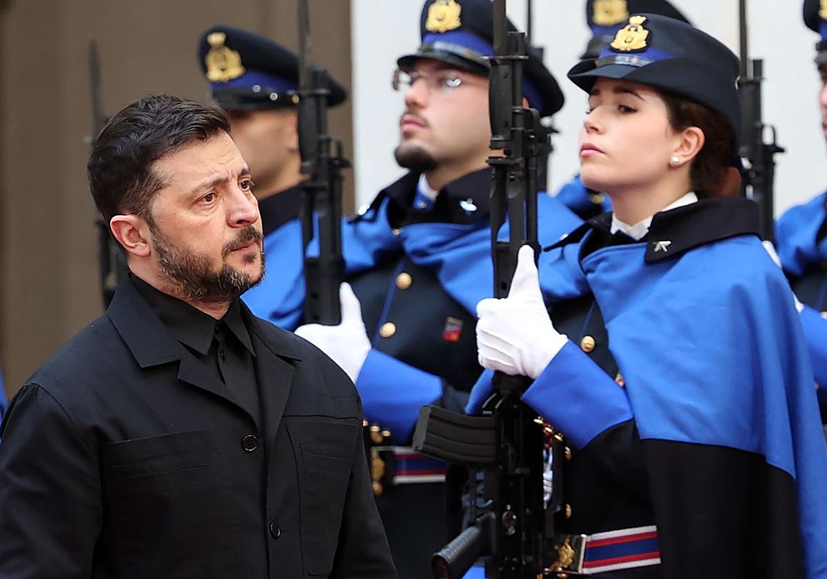 Volodímir Zelenski, durante su visita a Giorgia Meloni en el palacio Chigi