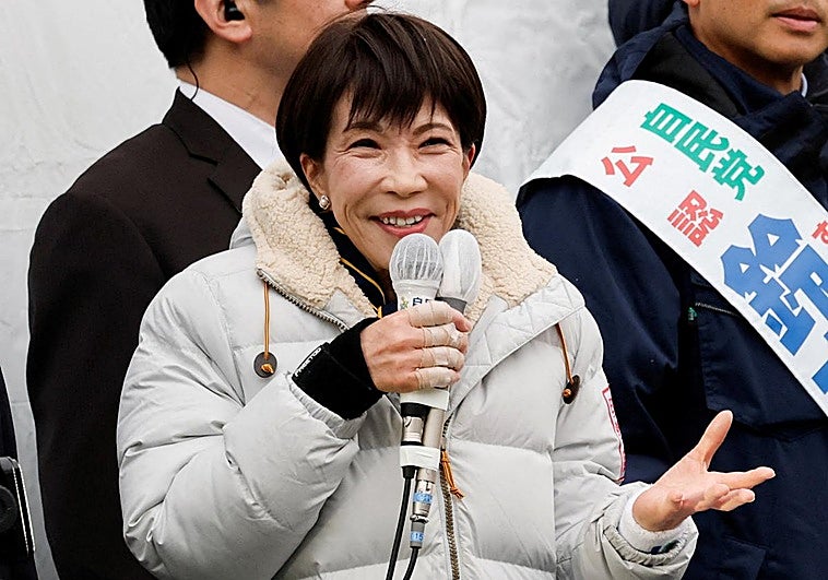 La primera ministra Takaichi ganaría las elecciones en Japón, según los primeros sondeos