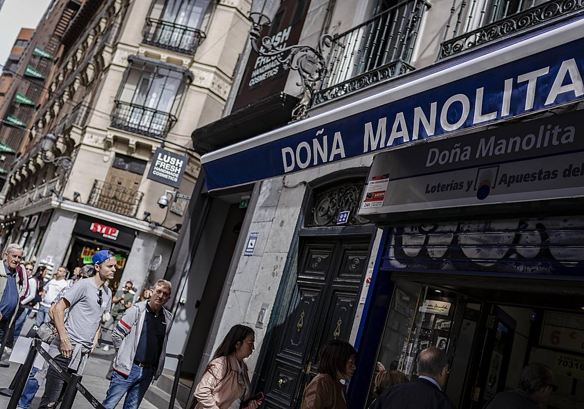 Doña Manolita, la administración de lotería que más décimos vende