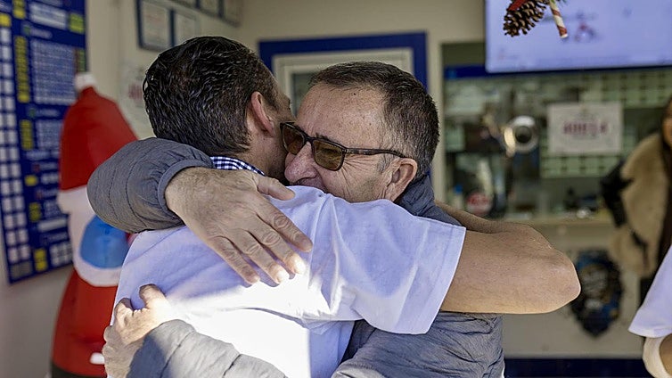 Aviso a los pensionistas: esto es lo que puede pasar con la pensión de jubilación si te toca la Lotería de Navidad