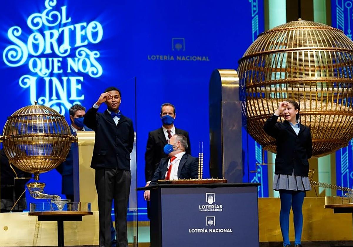 Dónde escuchar en radio y online el Sorteo de Lotería de Navidad 2024