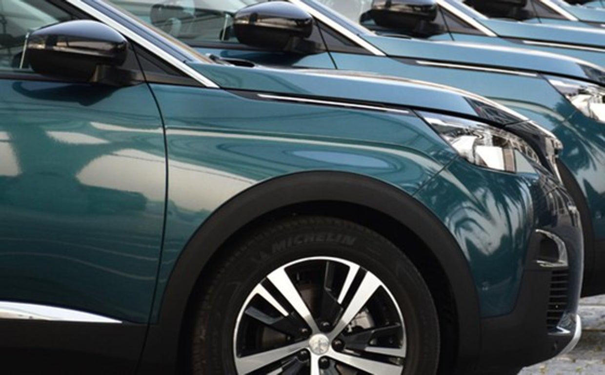 La contaminación y el tráfico son los aspectos peor valorados al usar un coche de empresa