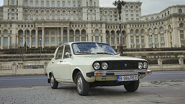 Mihai restauró su Dacia 1310 TLX tal y como era en su época