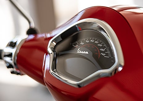 Imagen secundaria 1 - Buena estabilidad, excelente información y practico sistema keyless de arranque