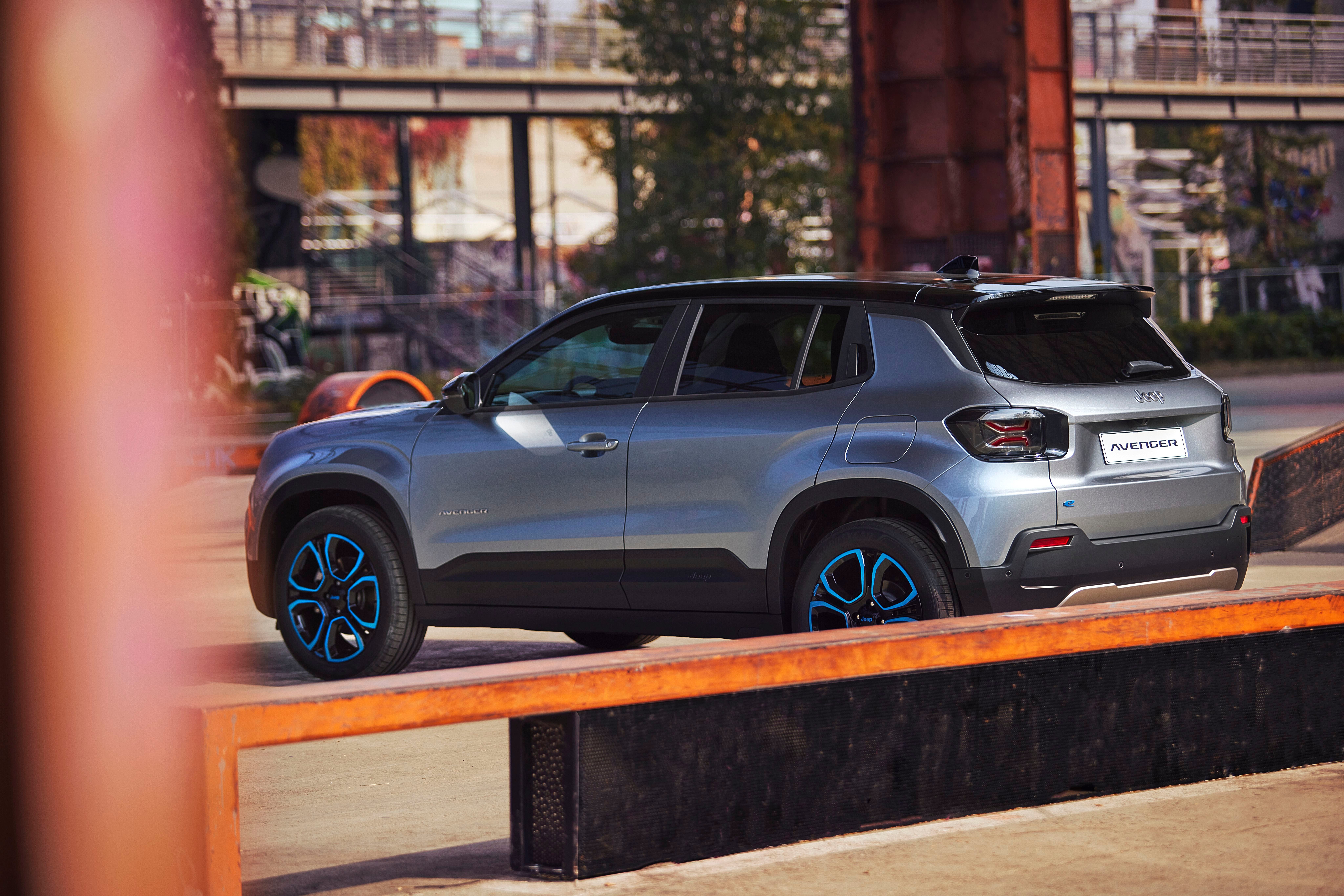 El primer vehículo eléctrico de Jeep con cero emisiones expresa el ADN de la marca en un modelo de diseño compacto