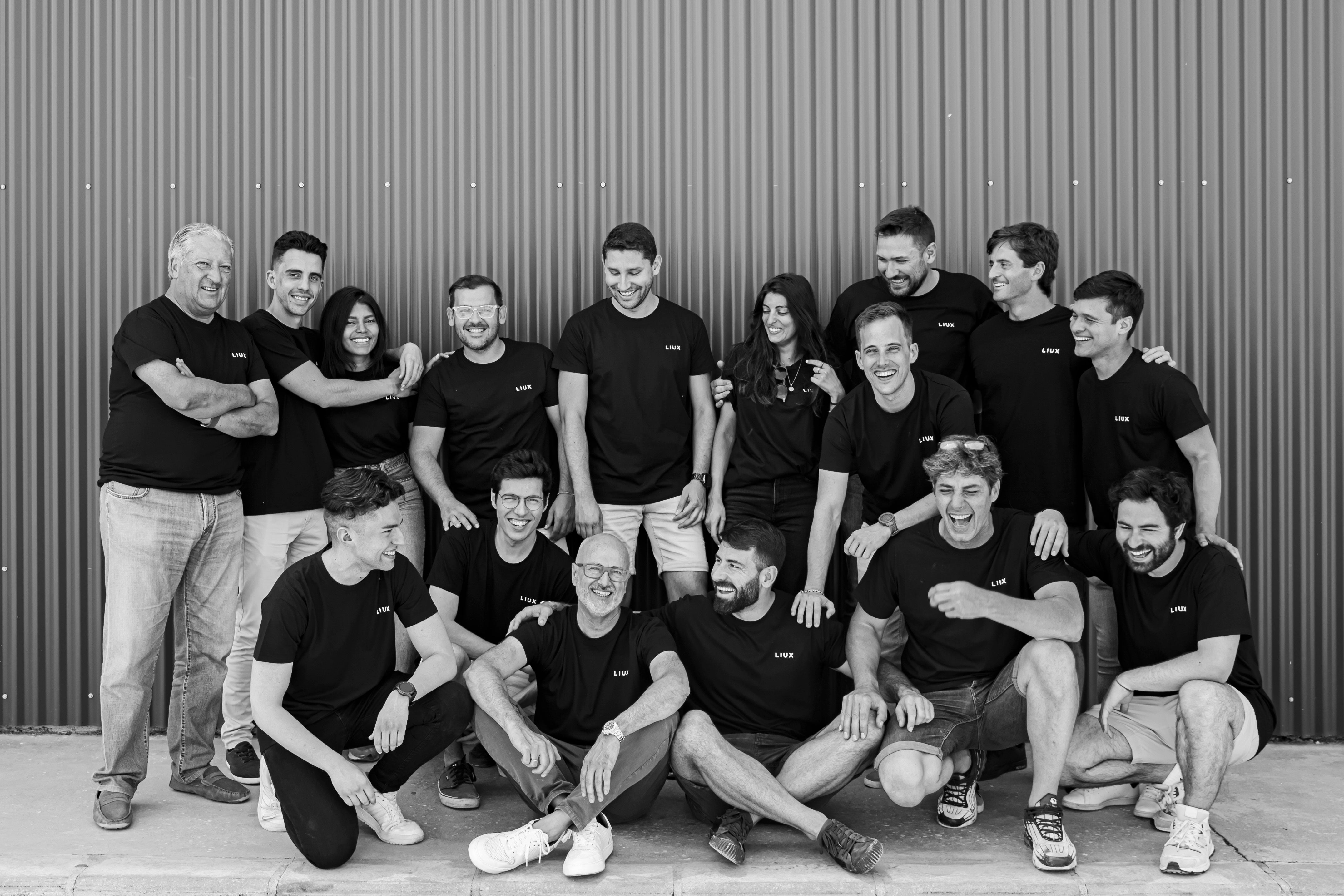 Un equipo joven, dinámico y digital para crear un coche disruptor por su fabricación y reciclado