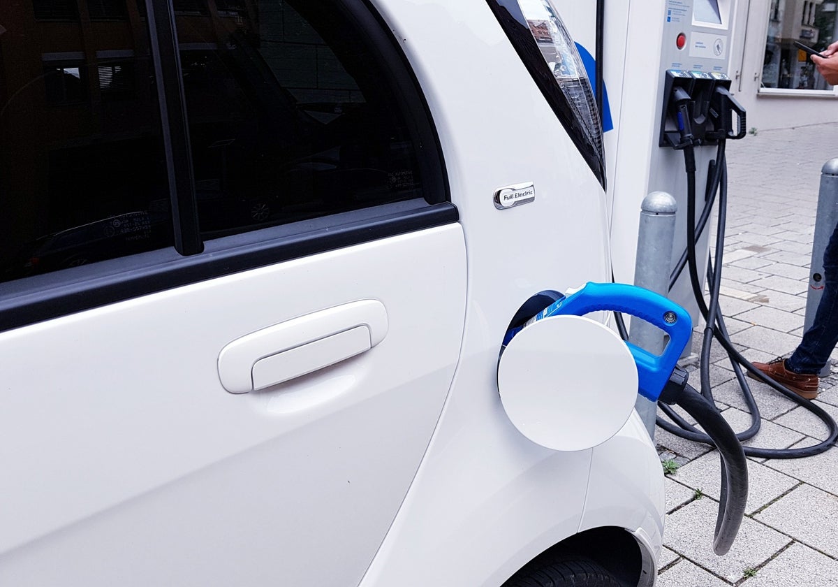 Los coches eléctricos son cada día más habituales