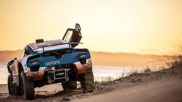 Con 4,65 metros de largo, 2,20 de ancho y 1,75 de alto, el 01 Concept desarrolla 380 CV