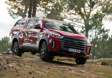 SsangYong Musso Sports: la herramienta para el trabajo duro y los deportes al aire libre