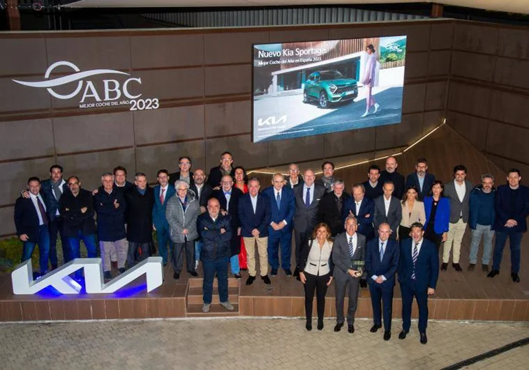 Personalidades del mundo del Motor se dan cita en el Premio ABC