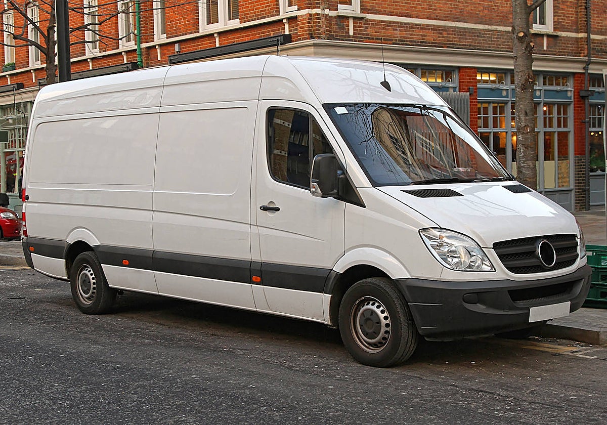 Las furgonetas se encuentran ubicadas en puntos conflictivos