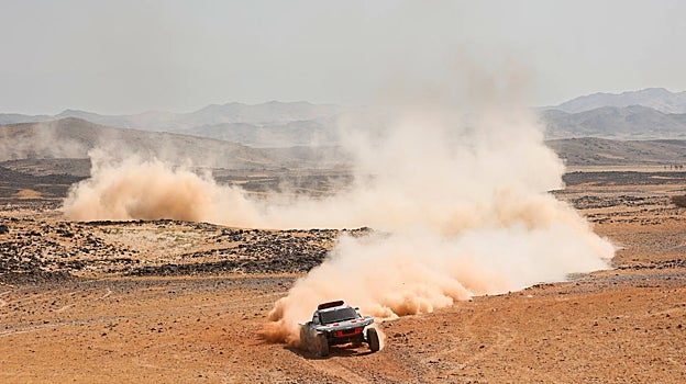 Así se prueban los coches que irán al Dakar 2024